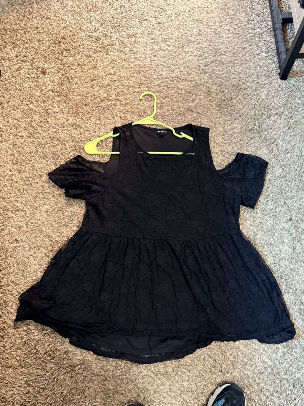 Torrid Black Lace Cold Shoulder Blouse Size 20